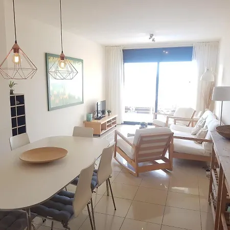 Beautiful 75m2 With View At The Beach, Pool, Parking Rosas
