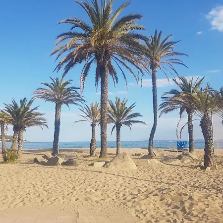 Beautiful 75m2 With View At The Beach, Pool, Parking Apartment